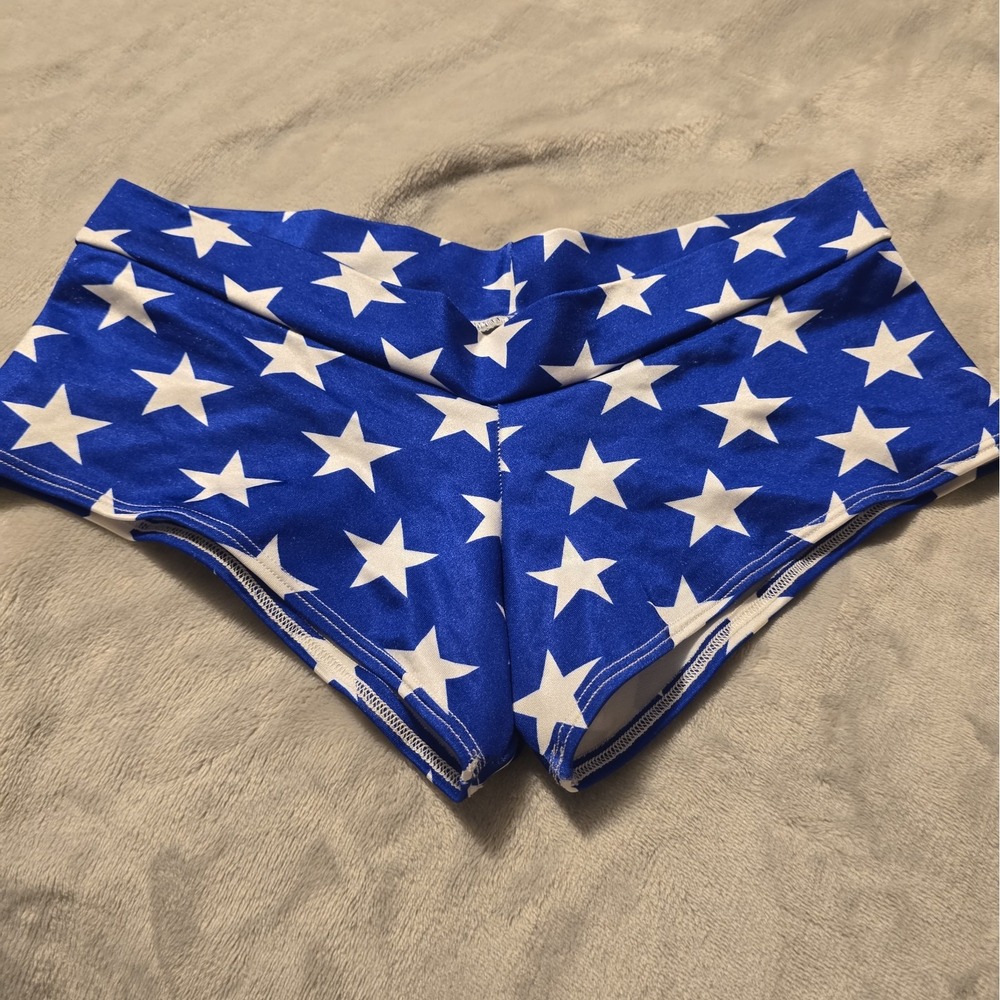 Halloween, Exotic Wear, Stripper, Cosplay Wonder woman Hot Pants with Stars Sz L